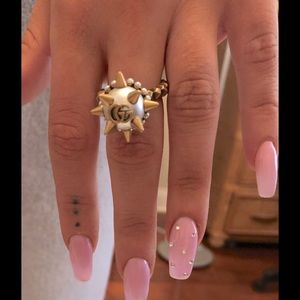 Gucci pearl ring with interlocking G NWT